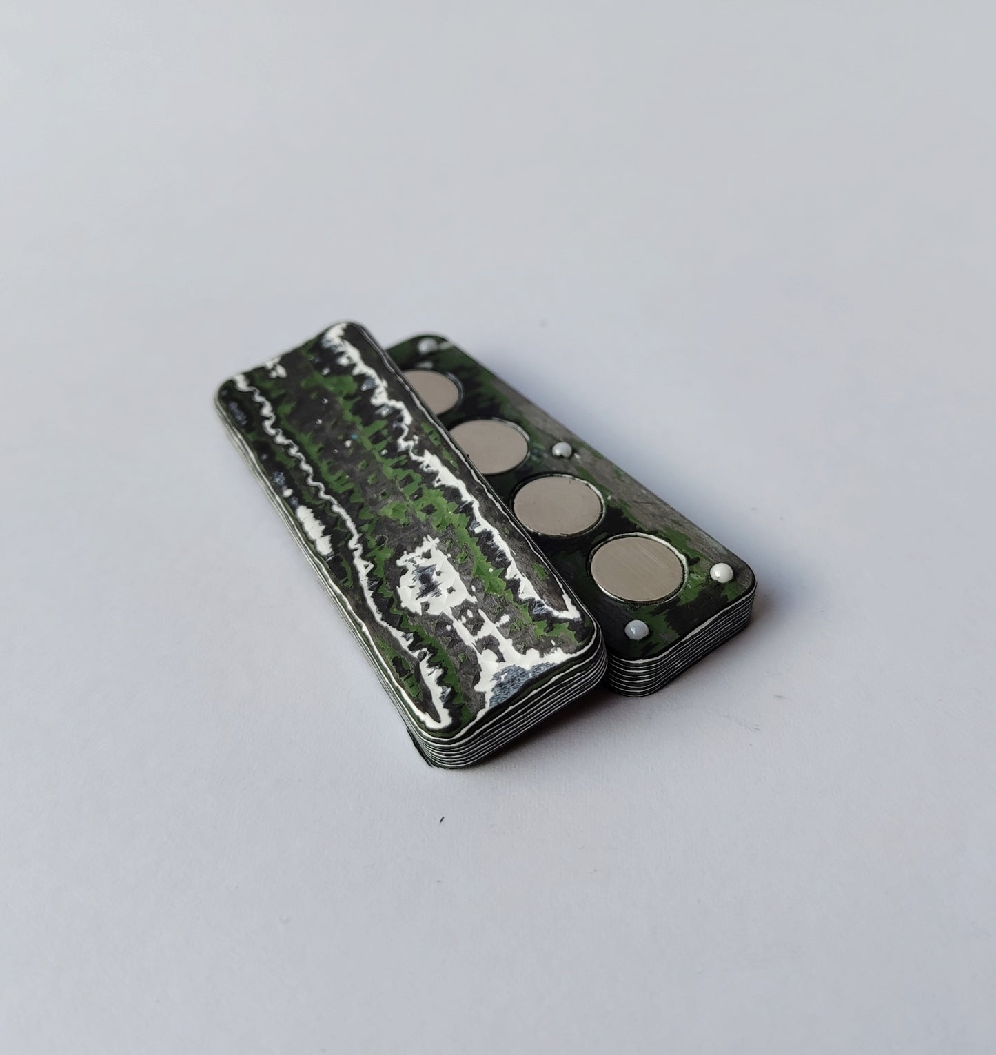 EDC Haptic slider from FatCarbon "Pines PEAK"