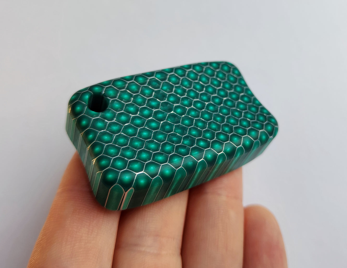 Fidget Bar / EDC Worry Stone / Soap Bar Shape / Haptic toy / Honeycomb pattern Green