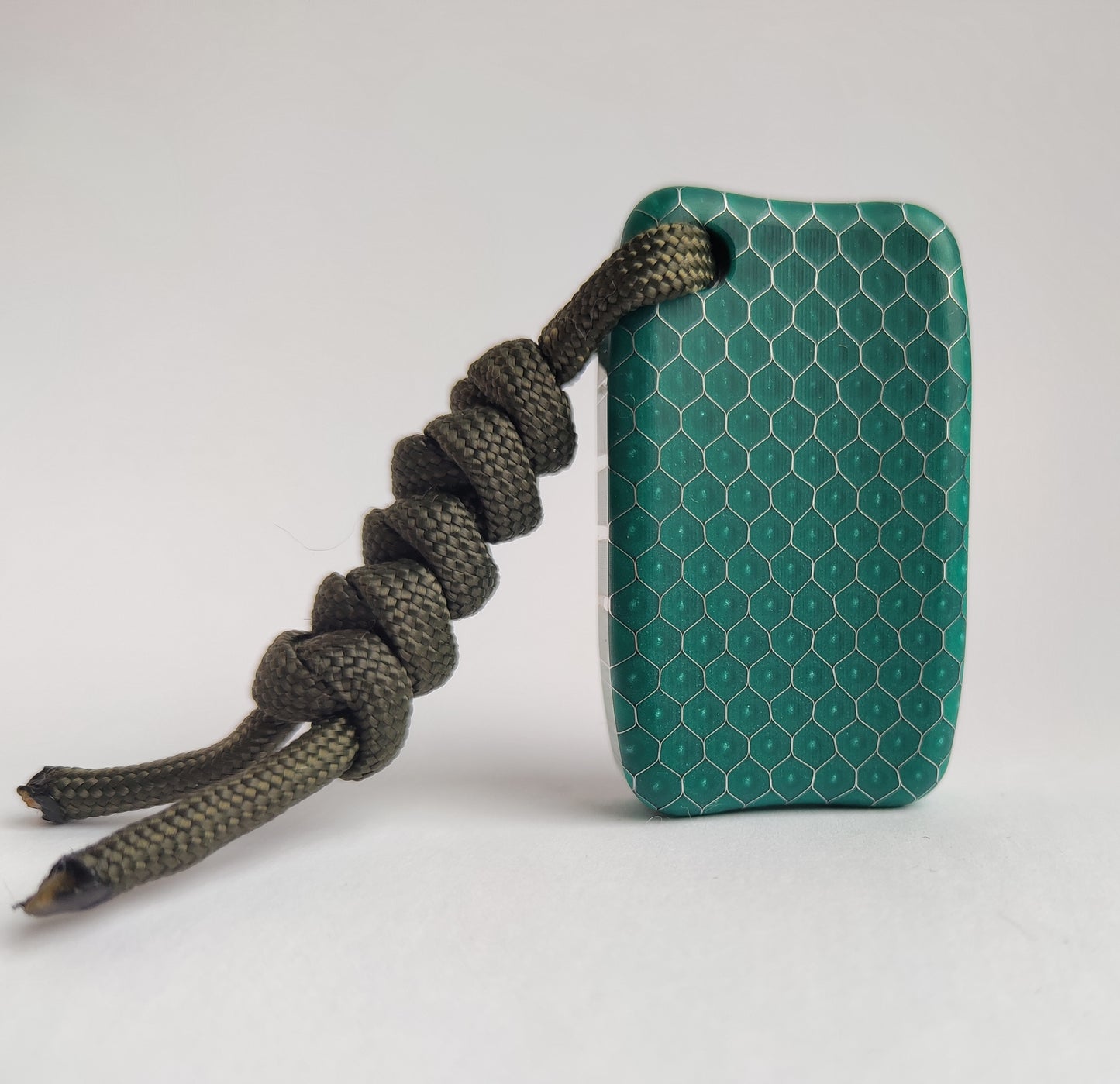 Fidget Bar / EDC Worry Stone / Soap Bar Shape / Haptic toy / Honeycomb pattern Green