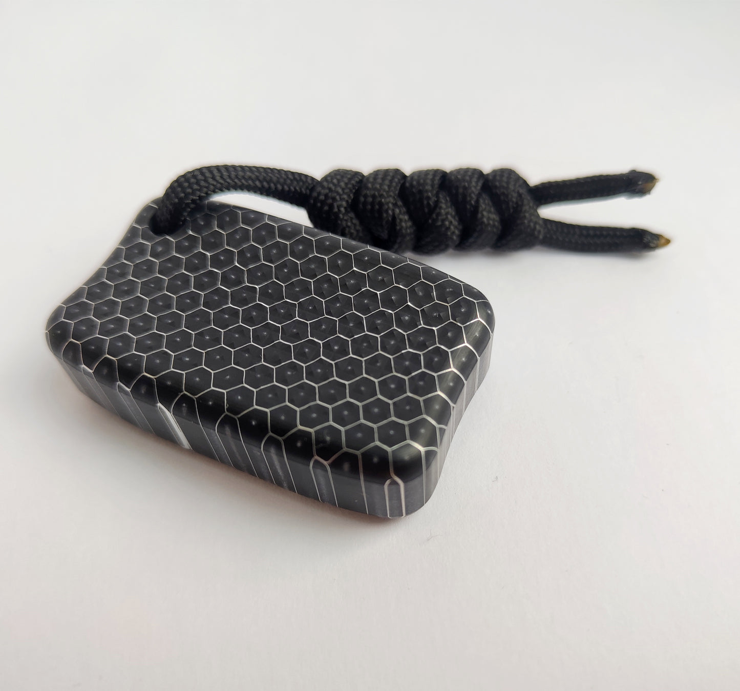 Fidget Bar / EDC Worry Stone / Soap Bar Shape / Haptic toy / Honeycomb pattern Black