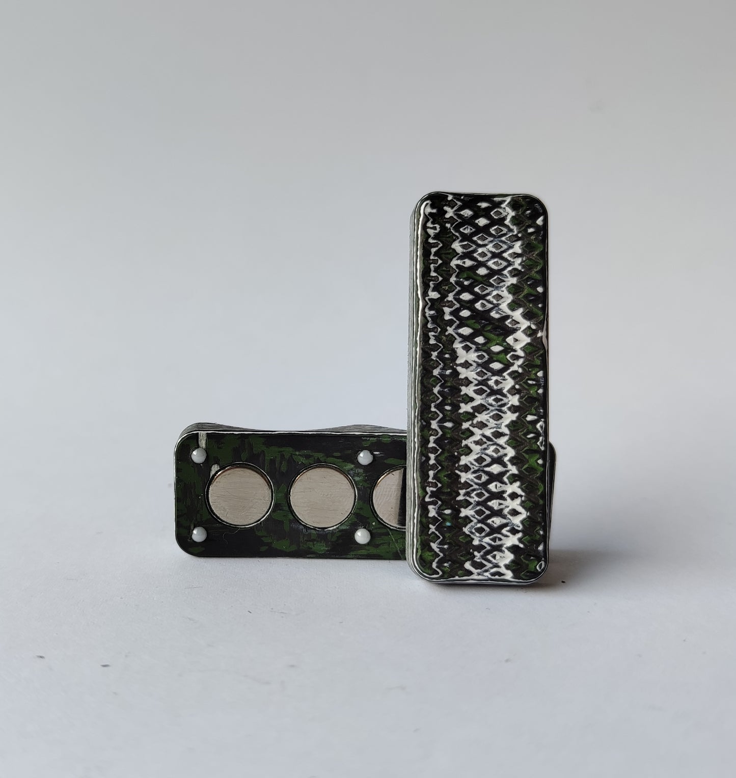 EDC Haptic slider from FatCarbon "Pines PEAK"