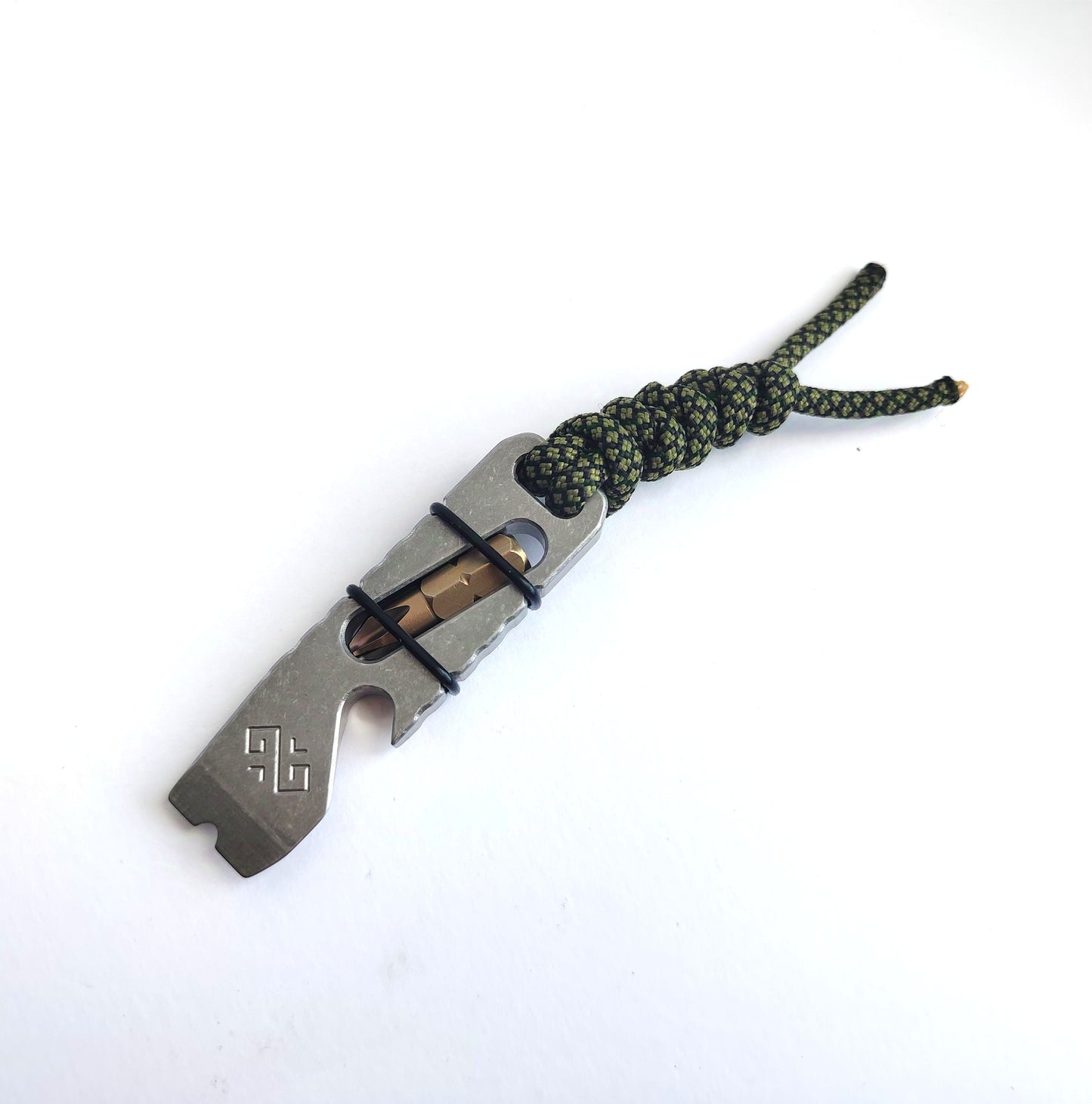 Pry Bar with Screwdriver bit made of Stainless Steel / EDC Tool for your everyday use