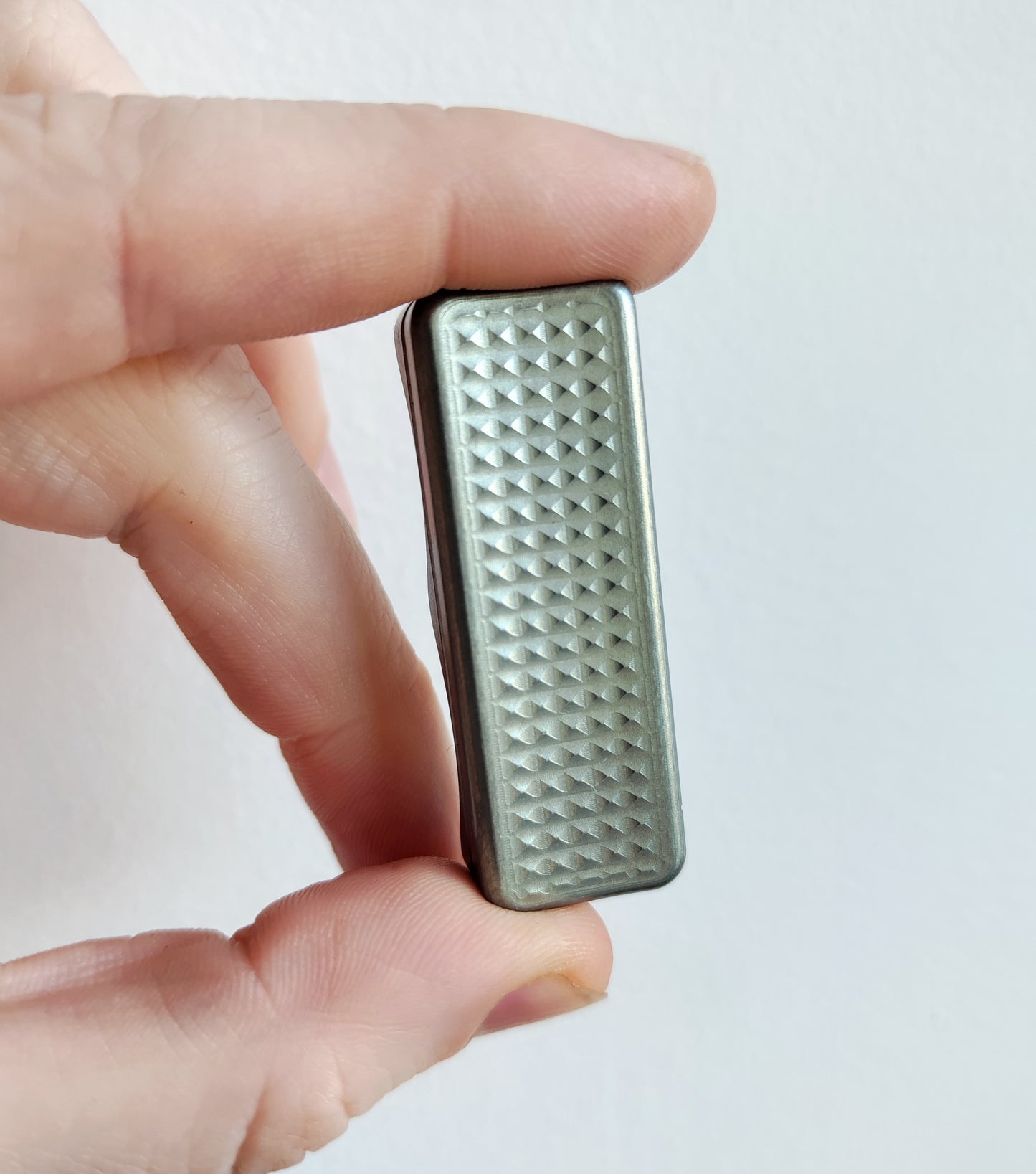 Titanium Slider / EDC Magnetic Toy / Haptic toy