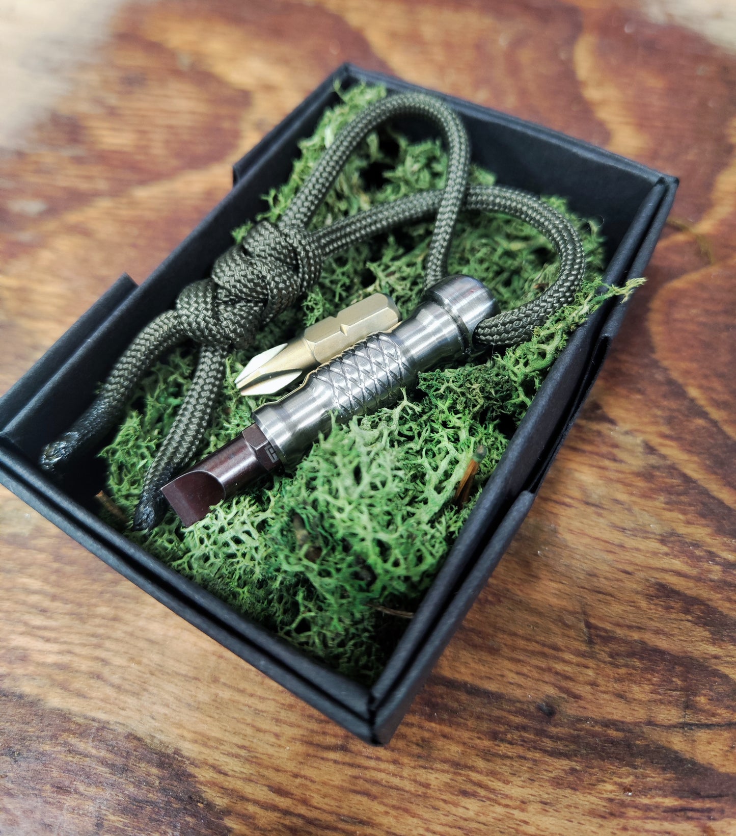 EDC Screwdriver Bead Tool Pendant