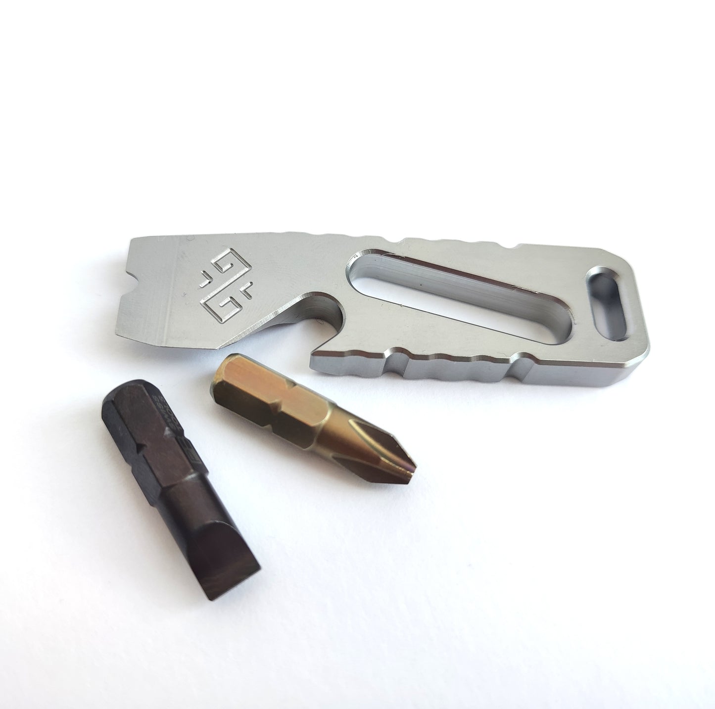 Pry Bar with Screwdriver bit made of Stainless Steel / EDC Tool for your everyday use