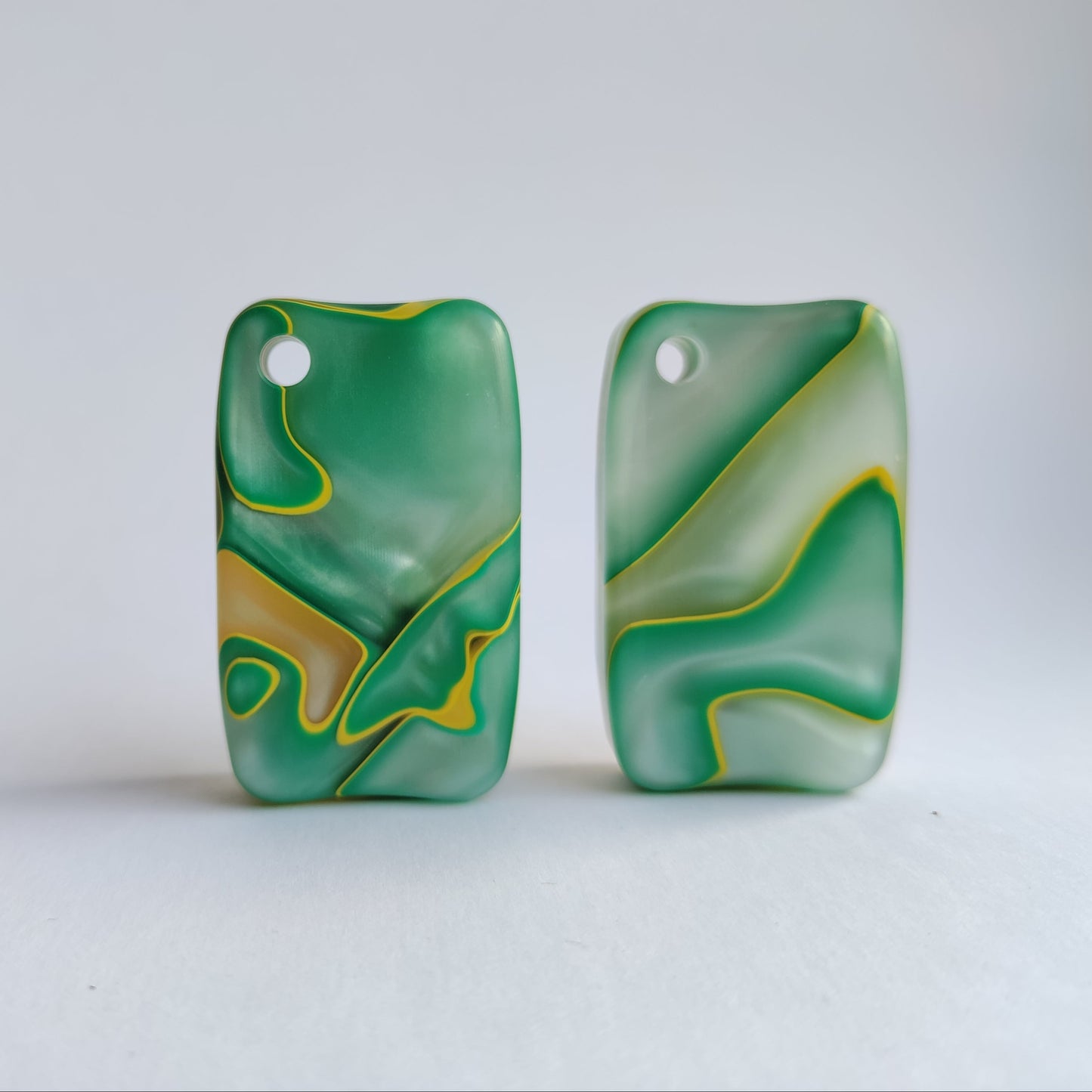 Fidget Bar / EDC Haptic Worry Stone / Soap Bar Shape / Haptic Toy from unique Acrylic
